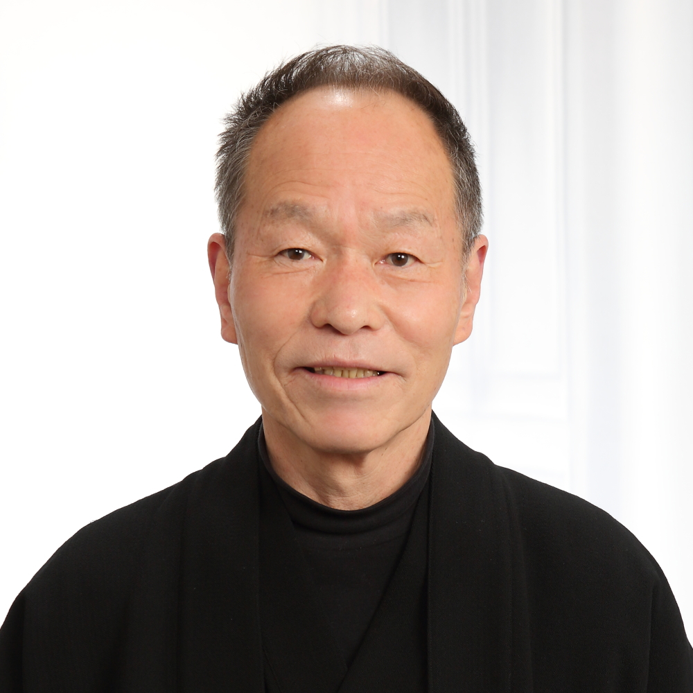 代表 藤本 佳司